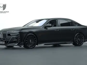 BMW 750e MANSORY FullCarbon Executive SkyLounge