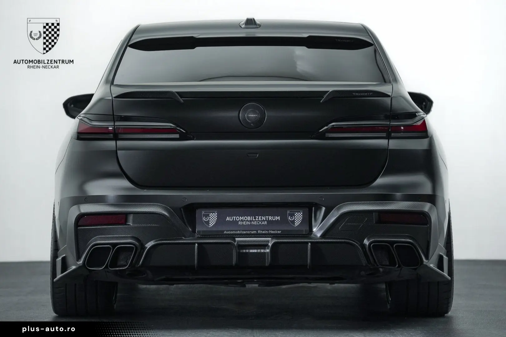 BMW 750e MANSORY FullCarbon Executive SkyLounge