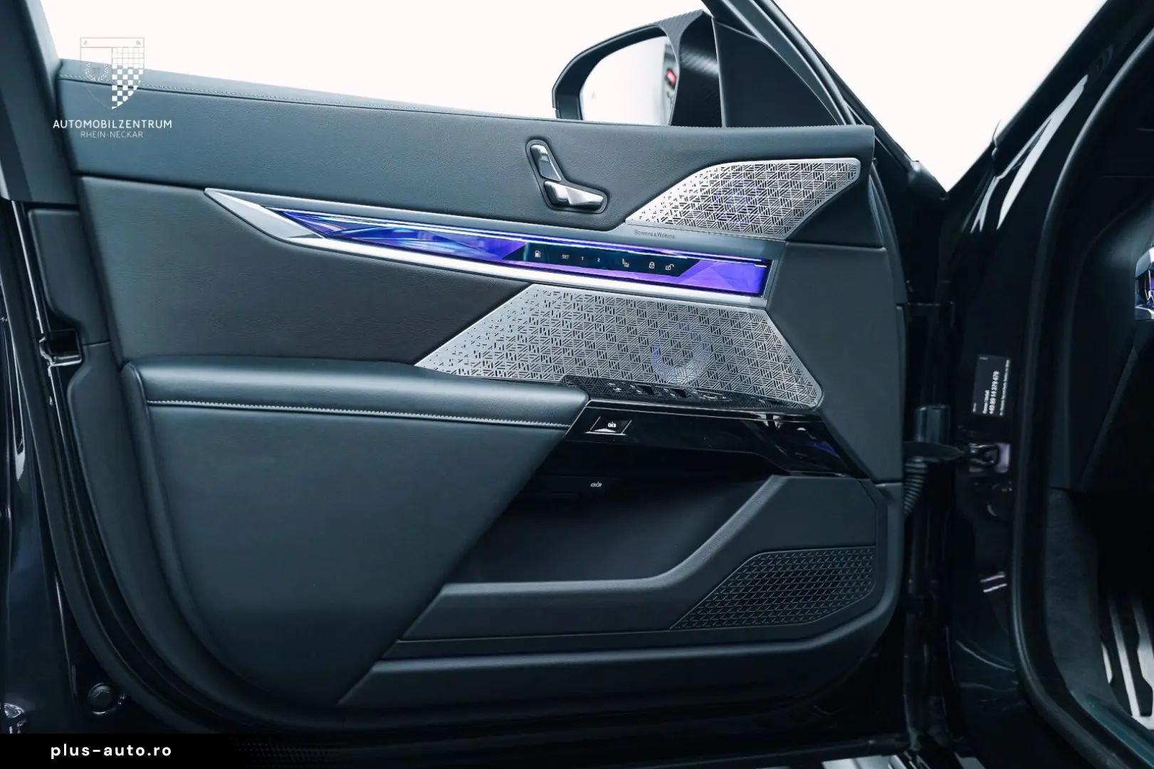 BMW 750e MANSORY FullCarbon Executive SkyLounge