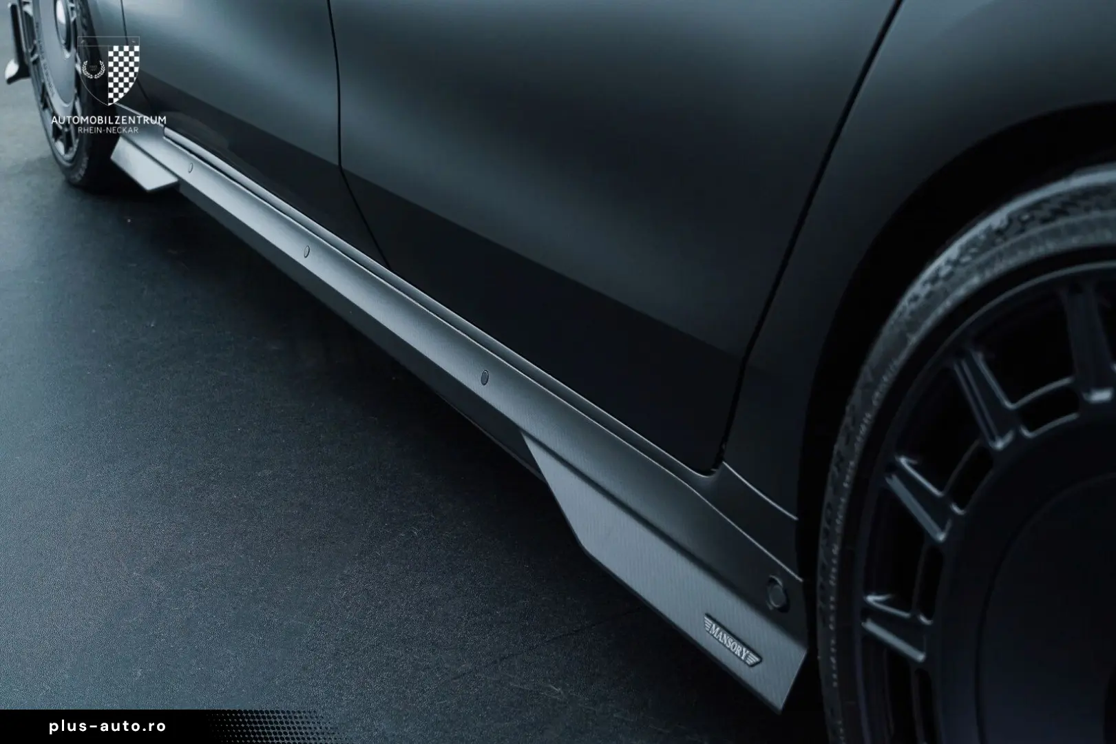 BMW 750e MANSORY FullCarbon Executive SkyLounge