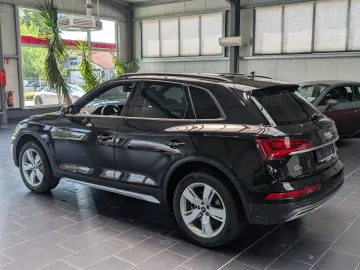AUDI Q5 40 TDI quattro S tronic advanced  S-Line