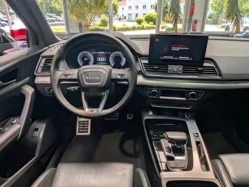 AUDI Q5 40 TDI quattro S tronic advanced  S-Line