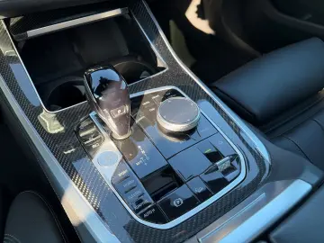 BMW X5 xDrive45e M Sport Hybrid Pano B&W Laser Head-