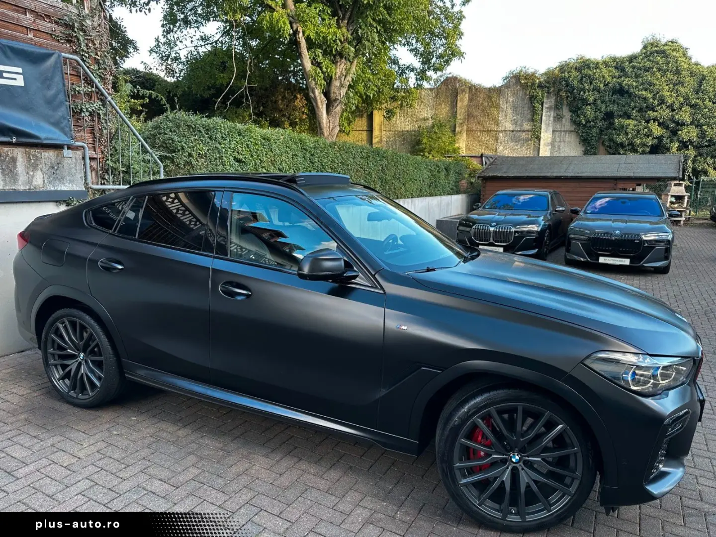 BMW X6 xDr40d M Sport Black Vermilion Edition Frozen