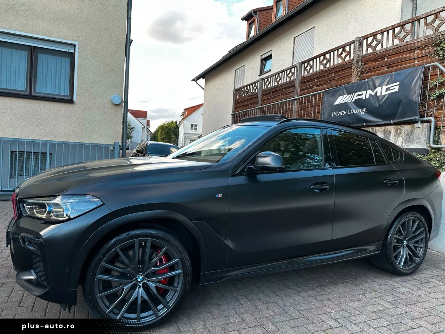 BMW X6 xDr40d M Sport Black Vermilion Edition Frozen