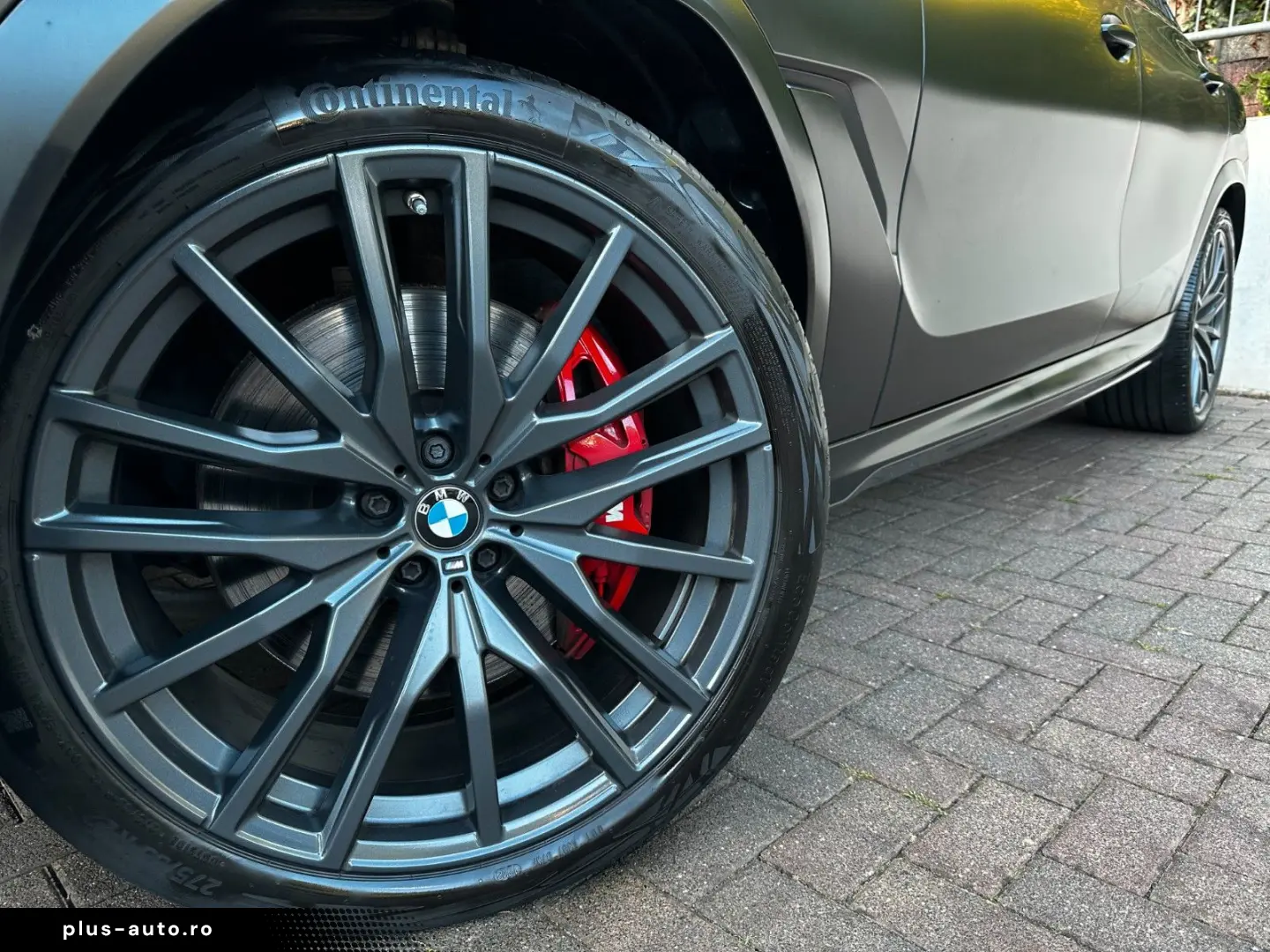 BMW X6 xDr40d M Sport Black Vermilion Edition Frozen