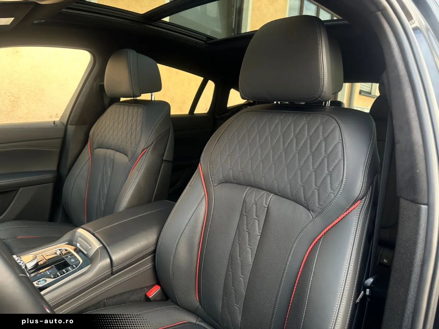 BMW X6 xDr40d M Sport Black Vermilion Edition Frozen