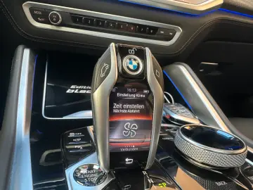 BMW X6 xDr40d M Sport Black Vermilion Edition Frozen