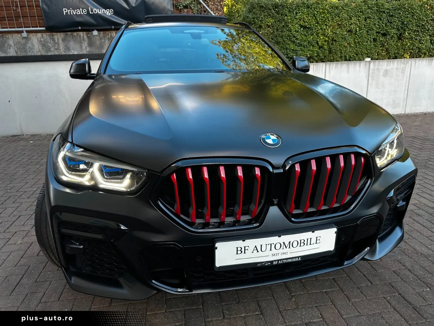BMW X6 xDr40d M Sport Black Vermilion Edition Frozen