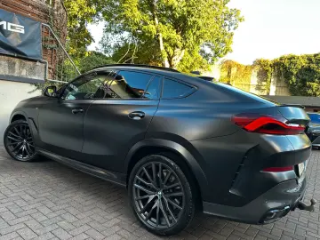 BMW X6 xDr40d M Sport Black Vermilion Edition Frozen