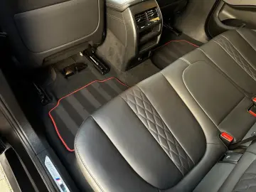 BMW X6 xDr40d M Sport Black Vermilion Edition Frozen