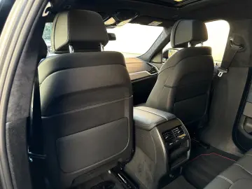 BMW X6 xDr40d M Sport Black Vermilion Edition Frozen
