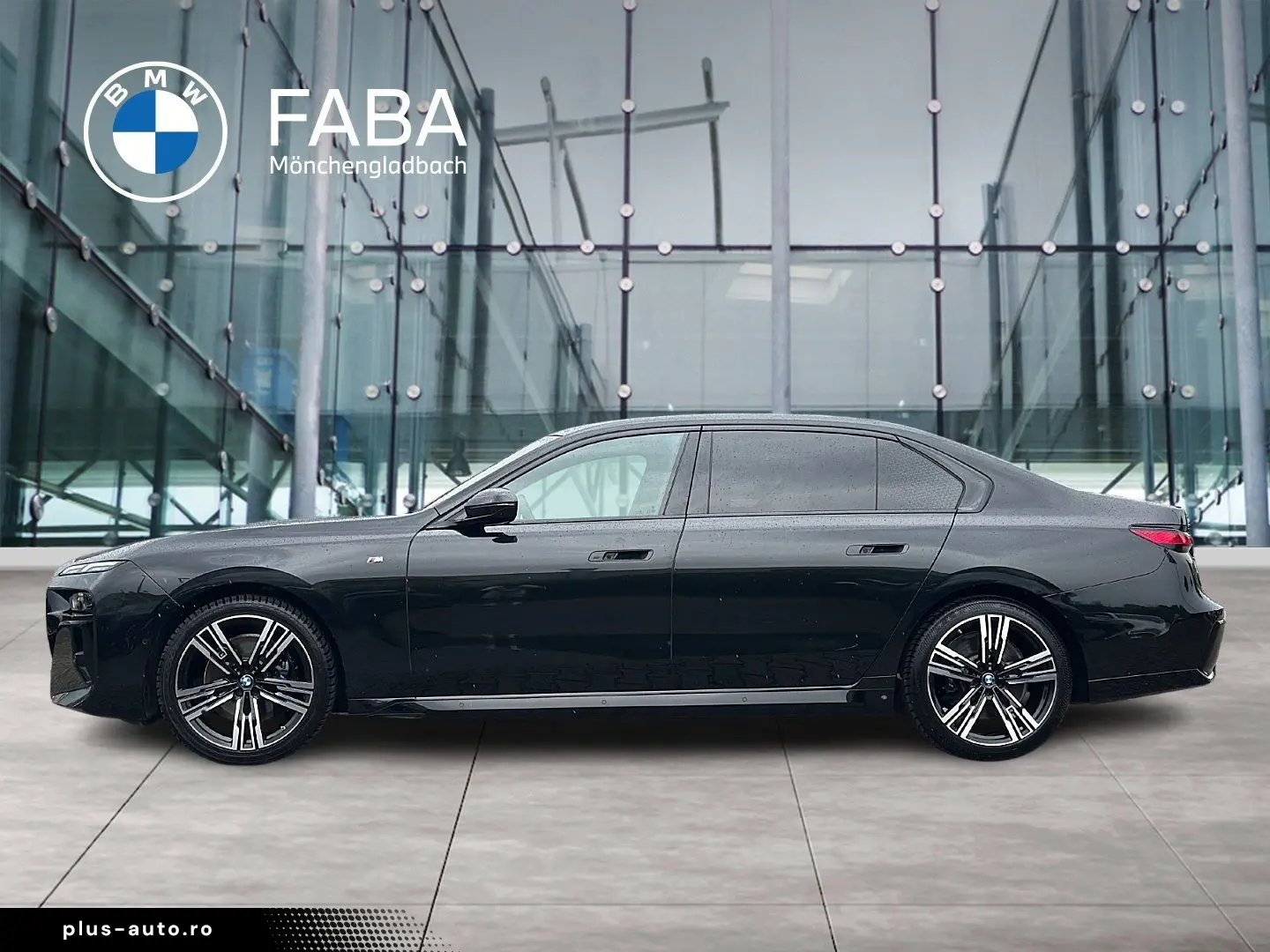 BMW 740d xDrive M Sport Pro Sky Lounge Iconic Glow