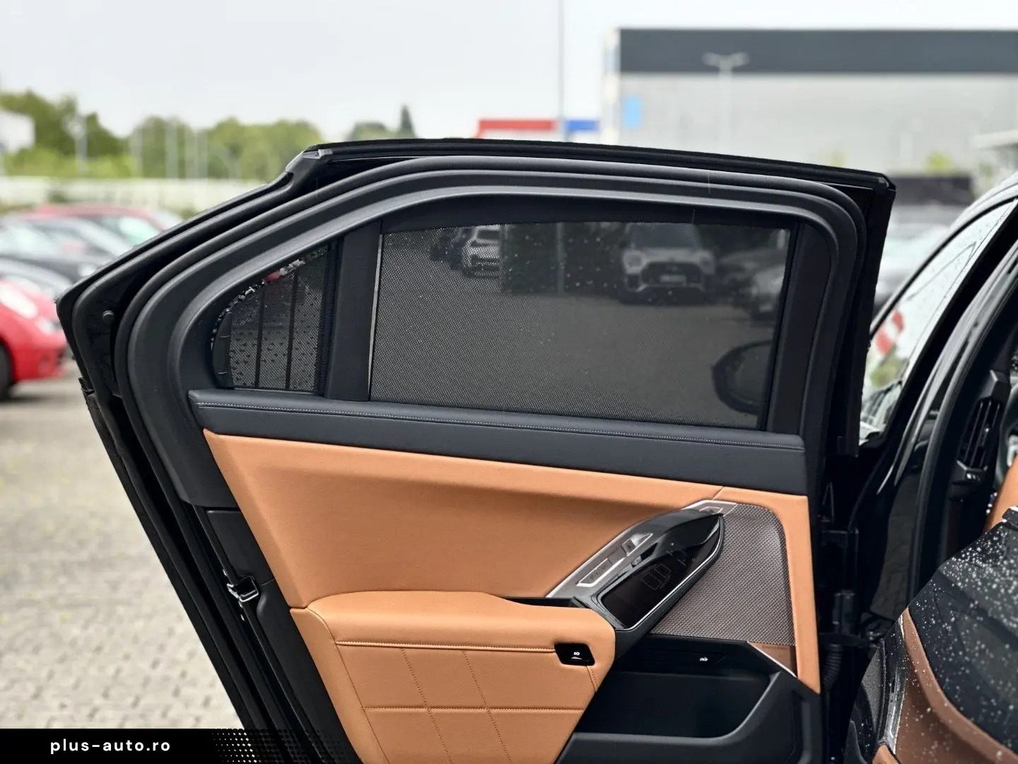 BMW 740d xDrive M Sport Pro Sky Lounge Iconic Glow