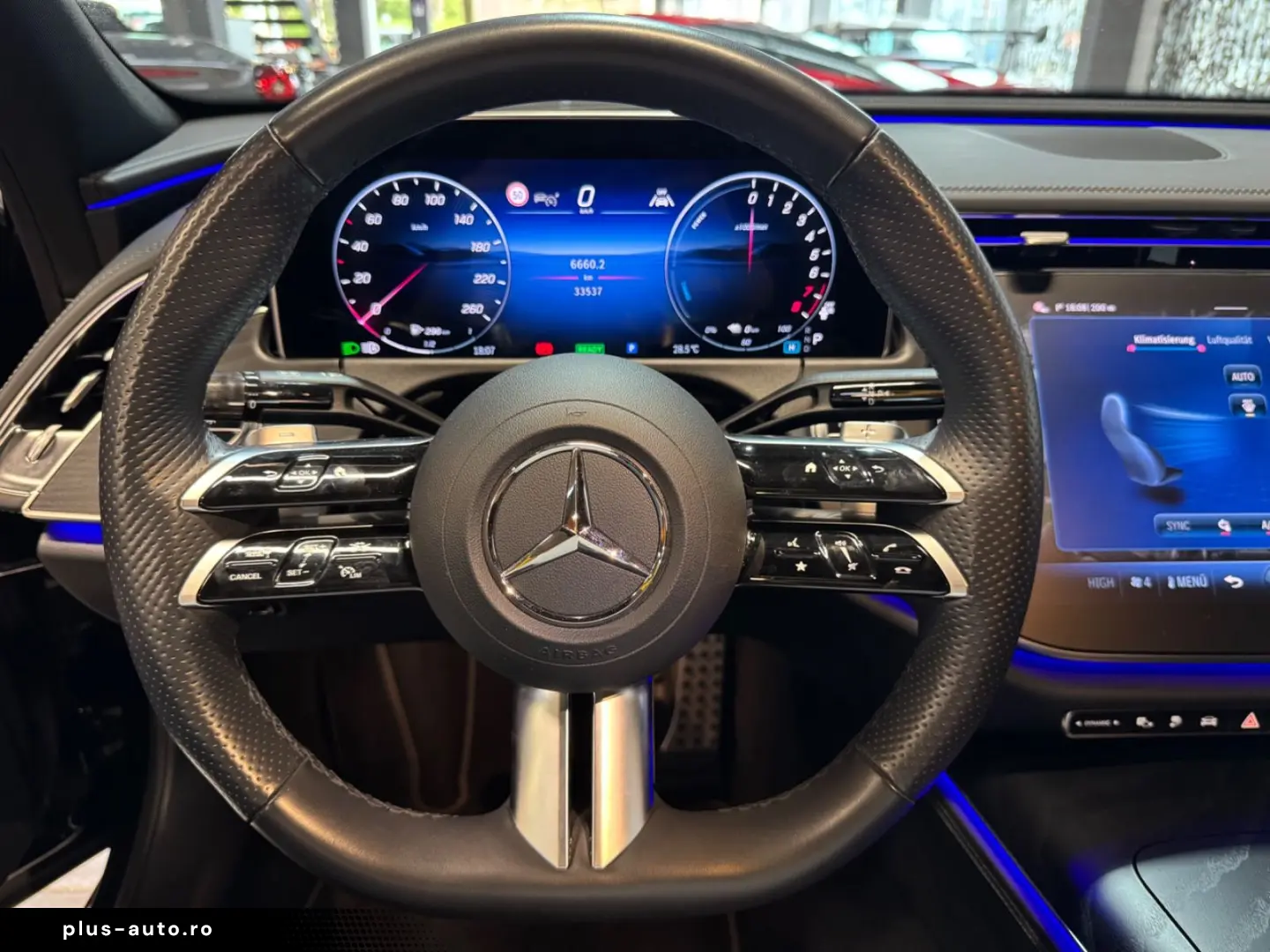 MERCEDES-BENZ E 300e Limousine AMG Line Adv. LED~KAM&hellip;