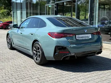 BMW i4 xDrive40 M Sport   CarbonInt. Stop&Go AHK
