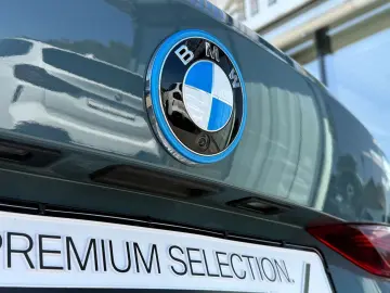 BMW i4 xDrive40 M Sport   CarbonInt. Stop&Go AHK