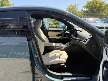 BMW i4 xDrive40 M Sport   CarbonInt. Stop&Go AHK