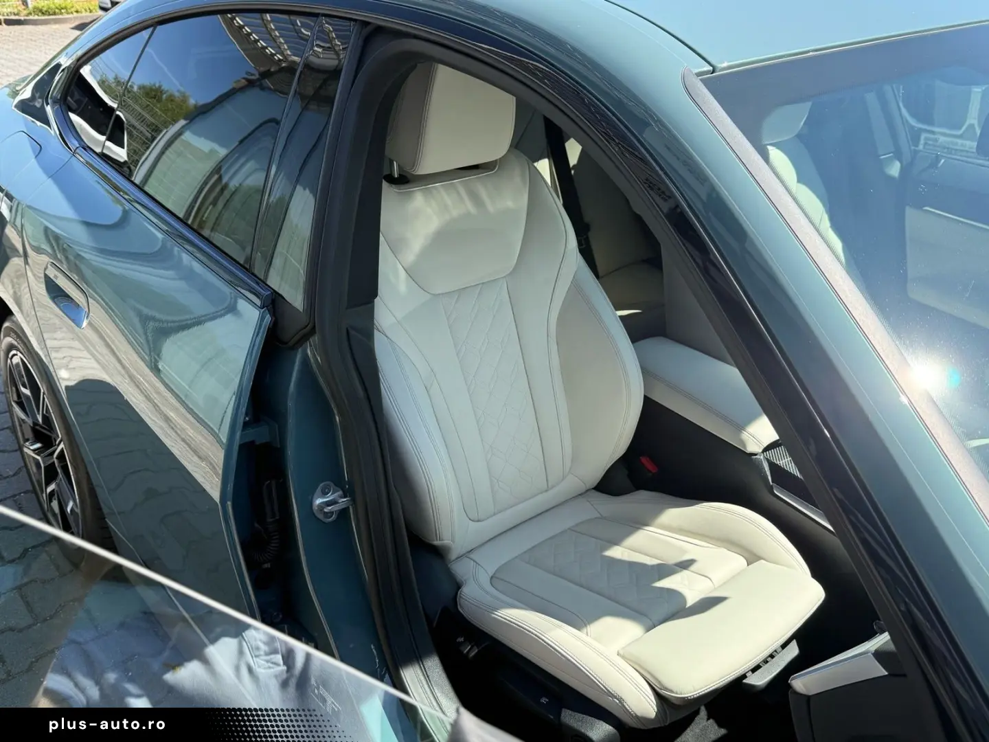 BMW i4 xDrive40 M Sport   CarbonInt. Stop&Go AHK