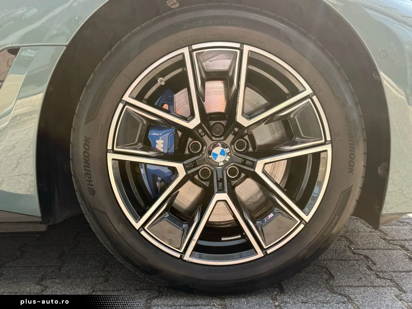 BMW i4 xDrive40 M Sport   CarbonInt. Stop&Go AHK