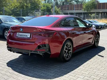 BMW i4 eDrive40 M Sport   Schiebedach Stop&Go H&K