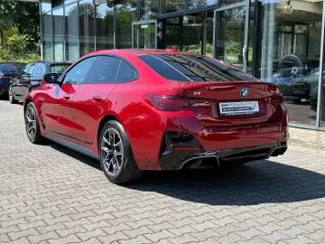 BMW i4 eDrive40 M Sport   Schiebedach Stop&Go H&K