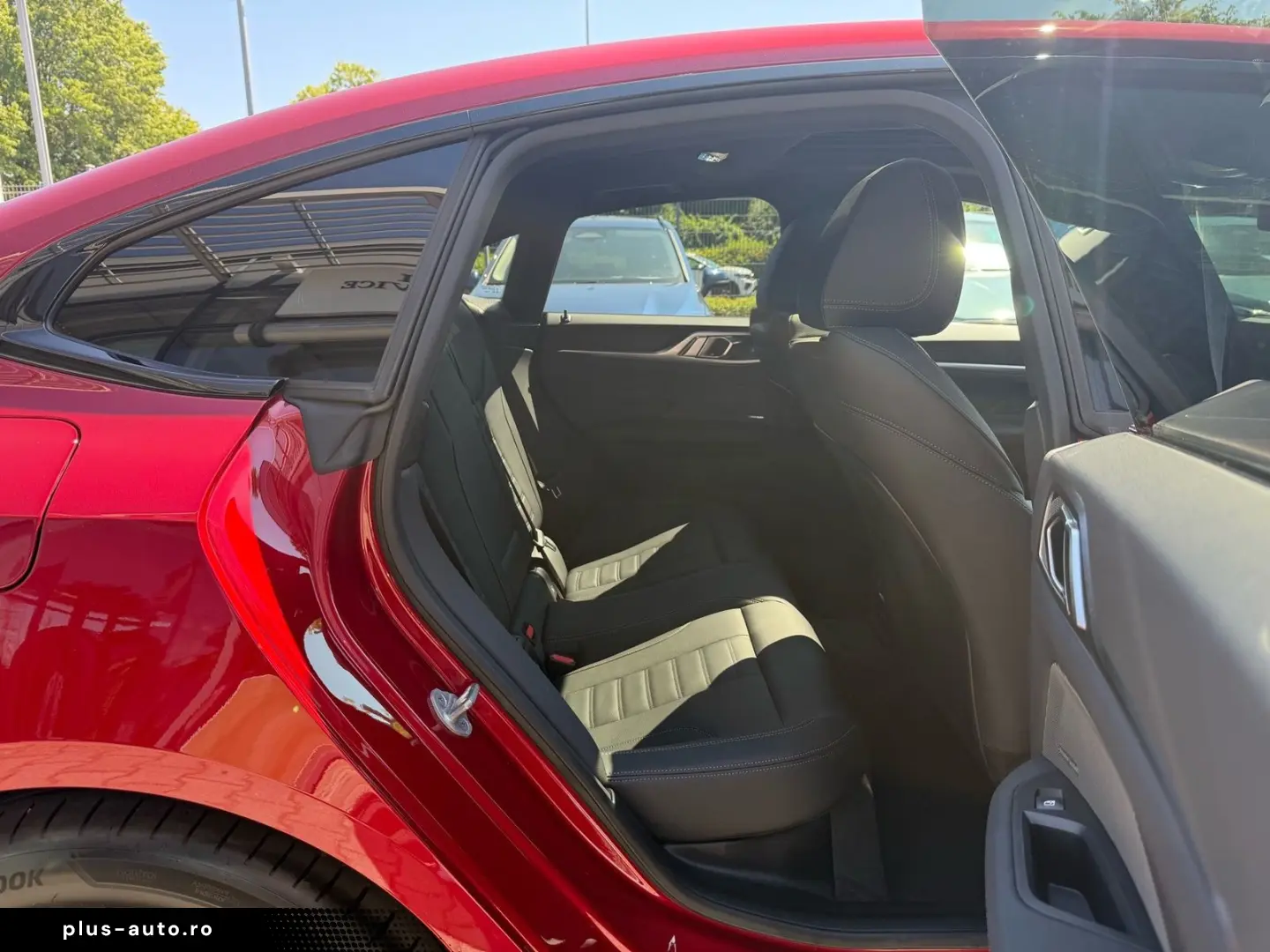 BMW i4 eDrive40 M Sport   Schiebedach Stop&Go H&K