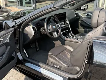 BMW M850i xDrive Cabrio M Sport   Aktivlenk. Stop&Go