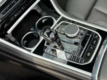 BMW M850i xDrive Cabrio M Sport   Aktivlenk. Stop&Go
