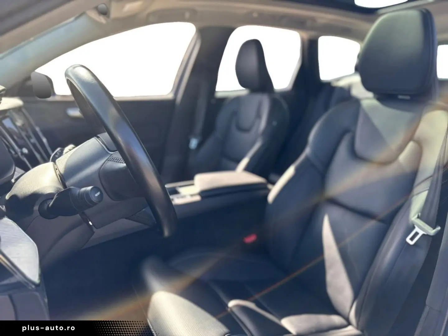 VOLVO XC60 T8 Inscription Recharge Plug-In Hybrid AWD