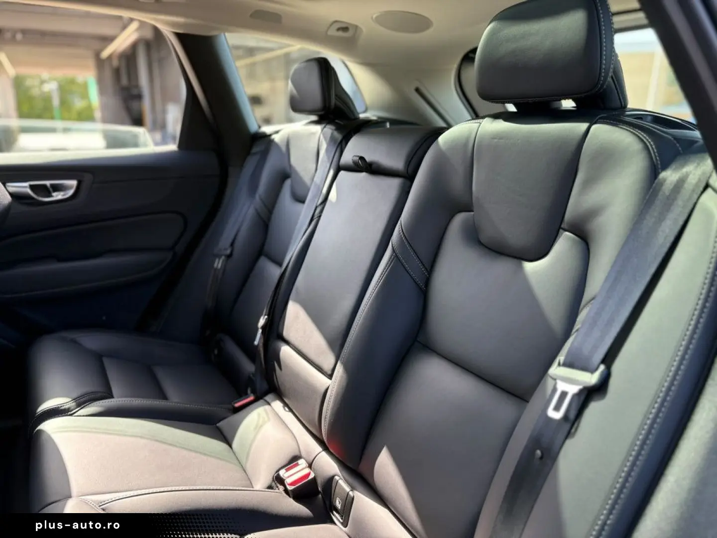 VOLVO XC60 T8 Inscription Recharge Plug-In Hybrid AWD
