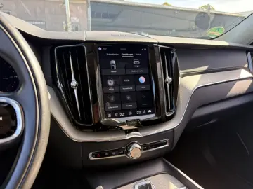 VOLVO XC60 T8 Inscription Recharge Plug-In Hybrid AWD