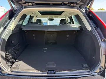 VOLVO XC60 T8 Inscription Recharge Plug-In Hybrid AWD