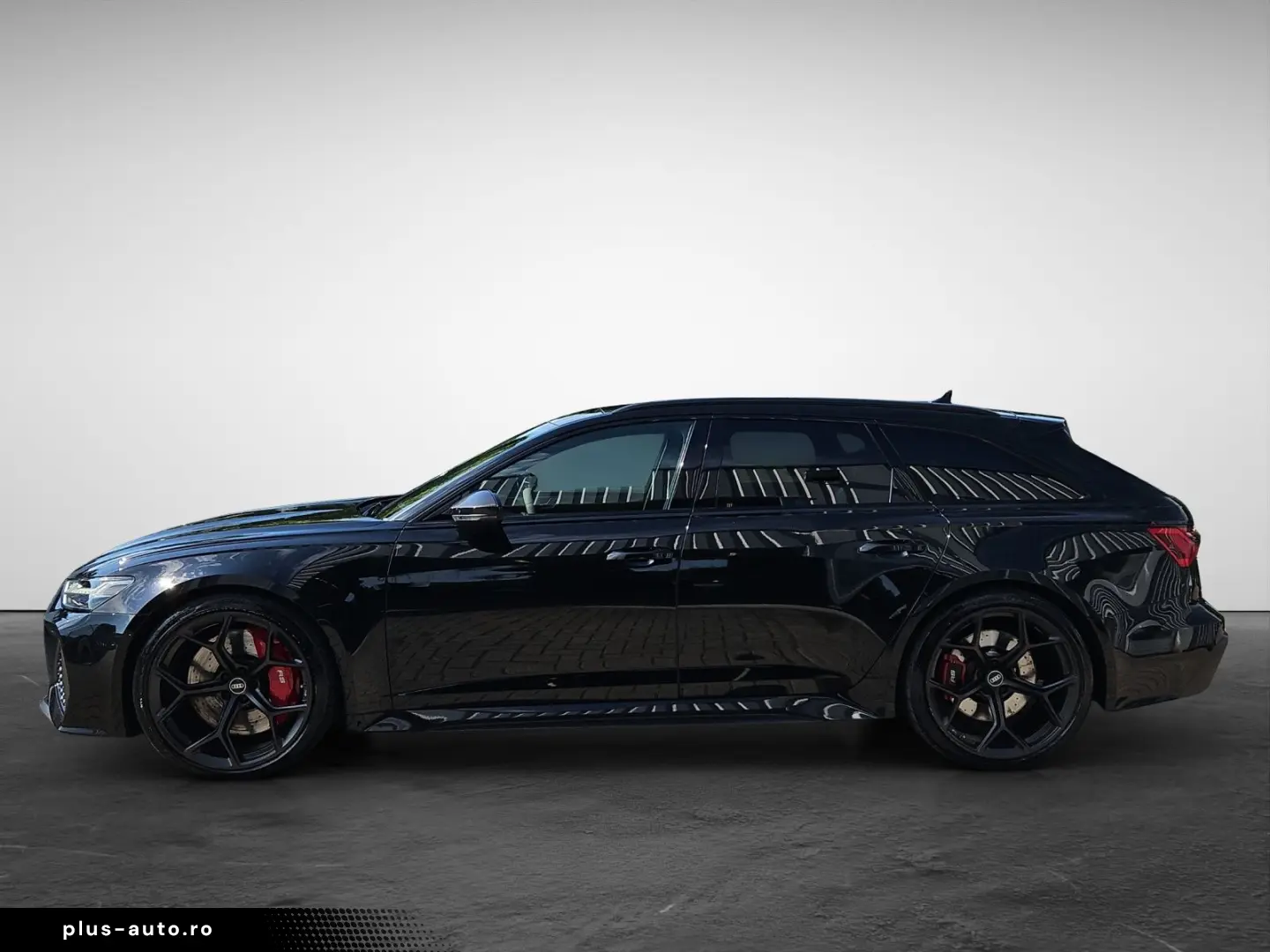AUDI RS6 Avant 4.0 TFSI Quattro Performance NaviPlus Pano