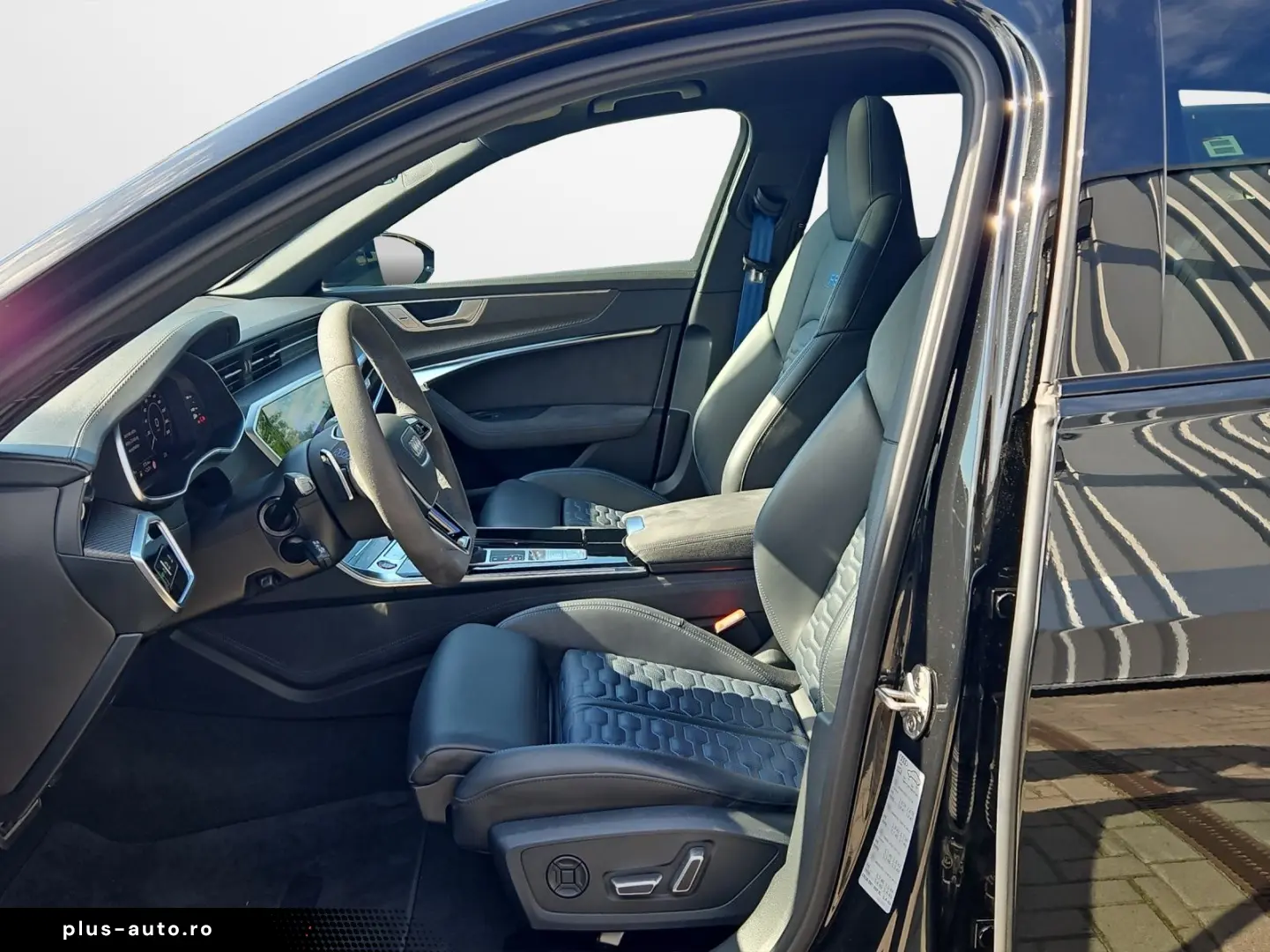 AUDI RS6 Avant 4.0 TFSI Quattro Performance NaviPlus Pano