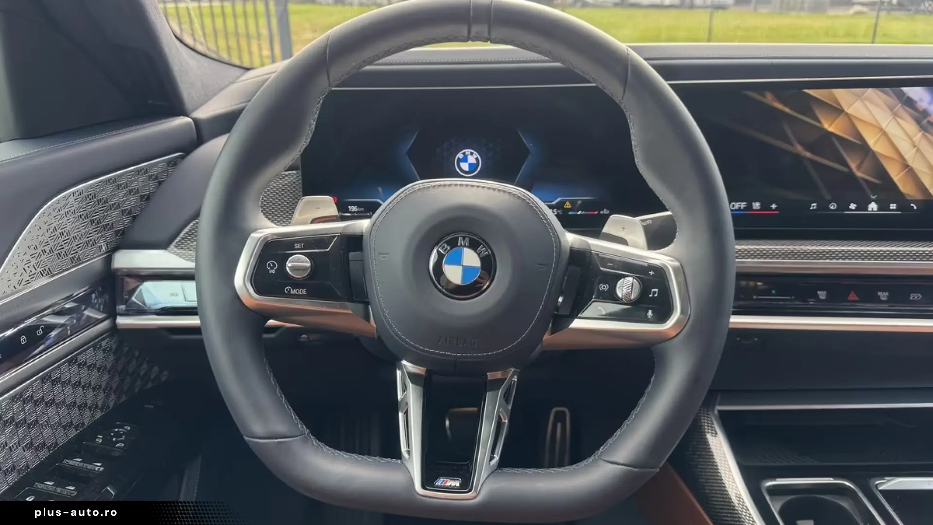 BMW 740d xDrive M-Sport Indivídual Pano B&W Iconic M