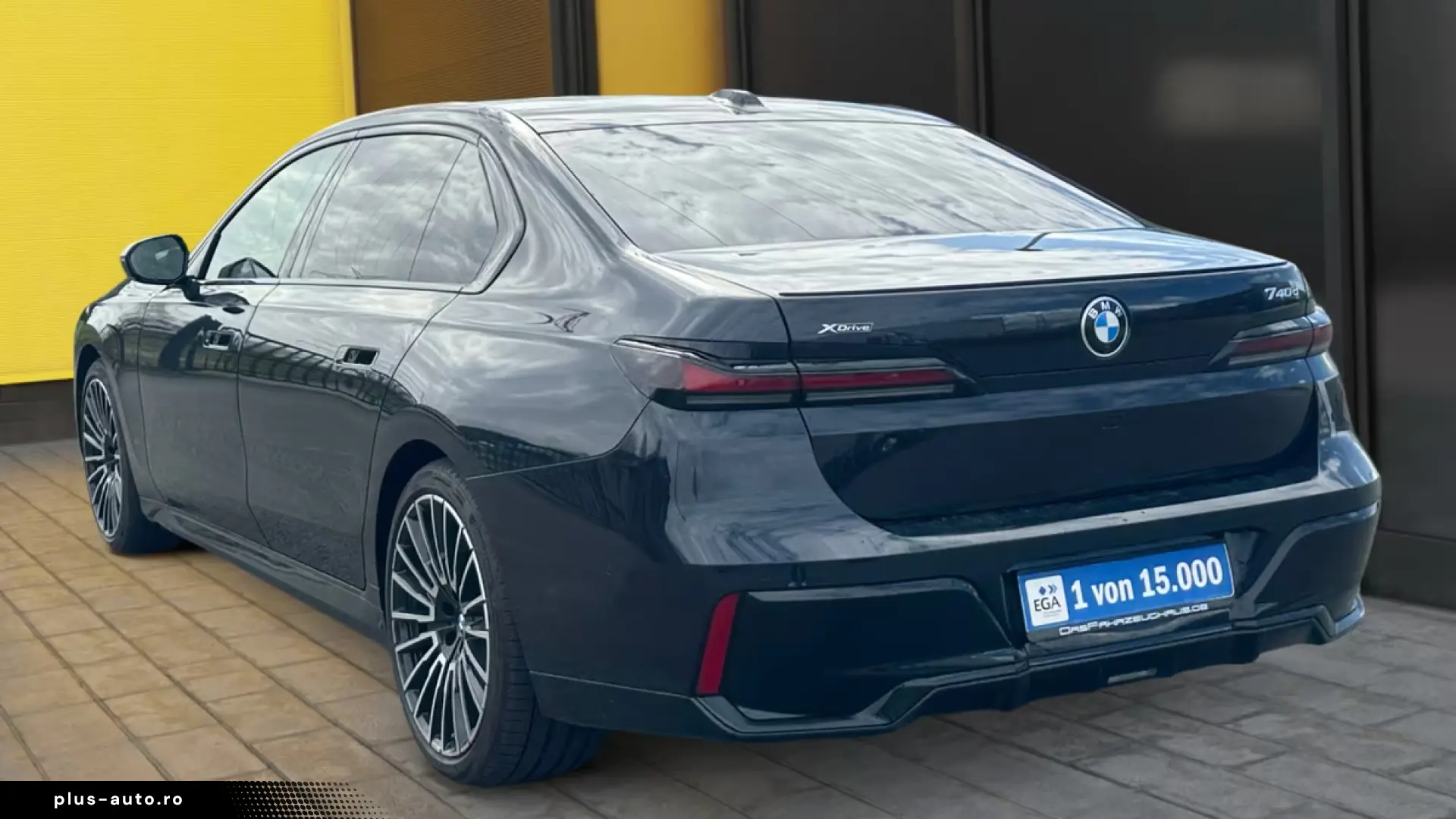 BMW 740d xDrive M-Sport Indivídual Pano B&W Iconic M