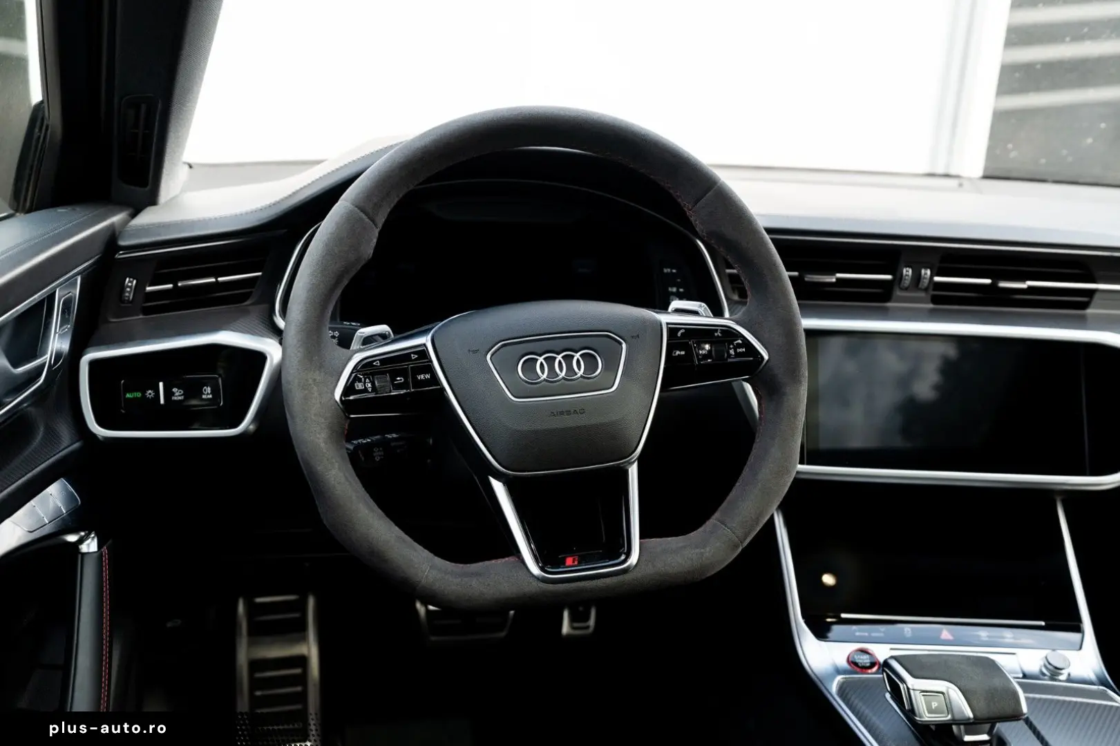 AUDI RS6 Avant Performance Pano B&O