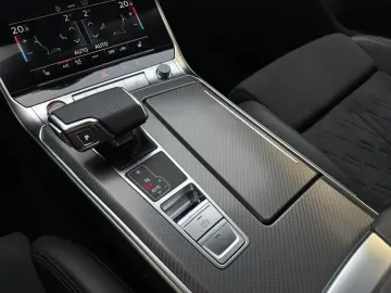 AUDI RS6 Avant 280 kmh AirSuspension B&O