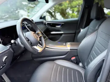 MERCEDES-BENZ GLC 220d AMG Line Advanced AHK SHZ 360