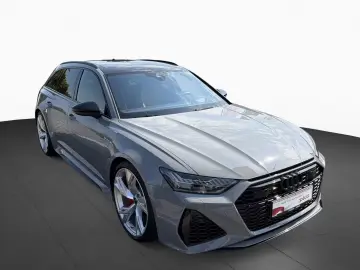 AUDI RS6 Avant Quattro 305kmh Ceramic AHK Pano