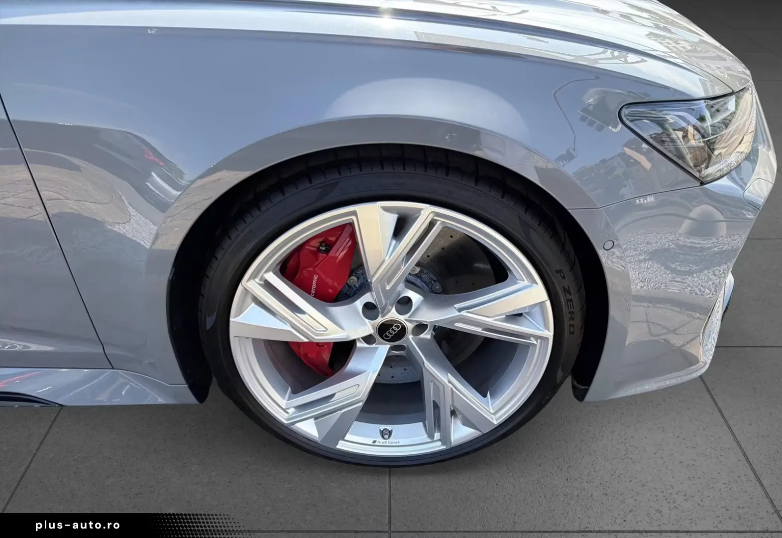 AUDI RS6 Avant Quattro 305kmh Ceramic AHK Pano