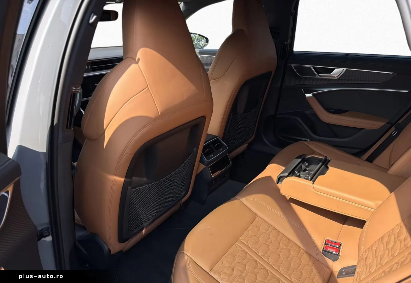 AUDI RS6 Avant Quattro 305kmh Ceramic AHK Pano