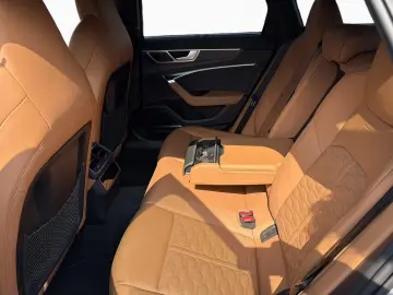 AUDI RS6 Avant Quattro 305kmh Ceramic AHK Pano