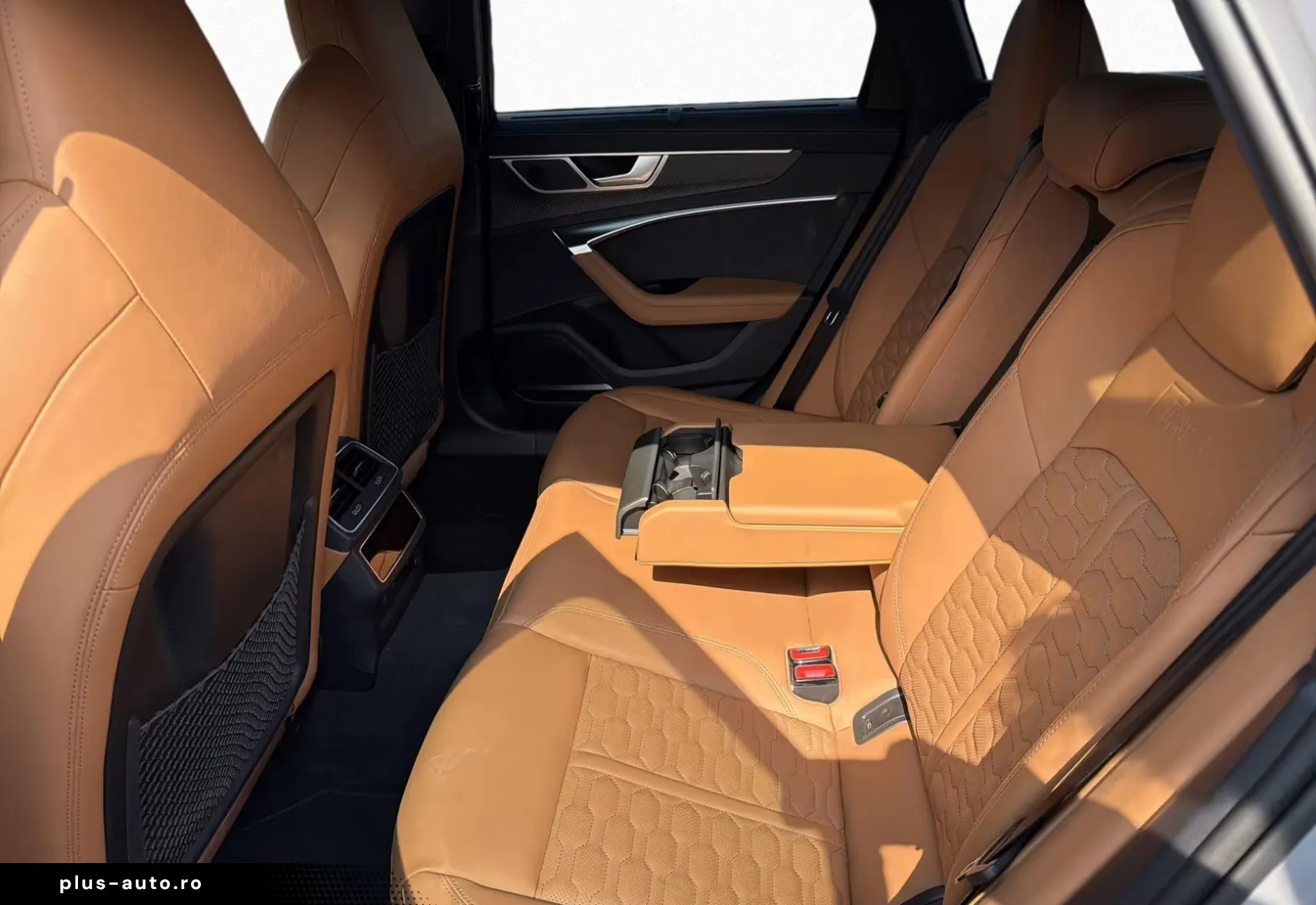 AUDI RS6 Avant Quattro 305kmh Ceramic AHK Pano