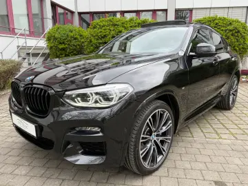 BMW X4 30 i M Sport Head Up