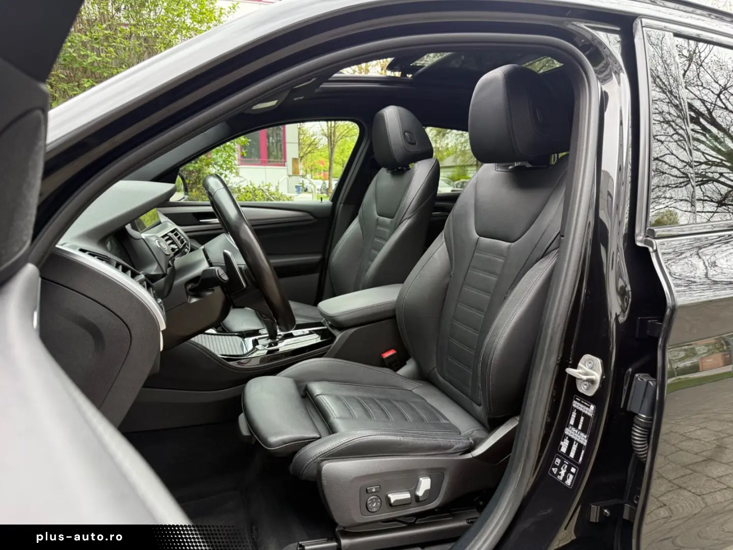 BMW X4 30 i M Sport Head Up
