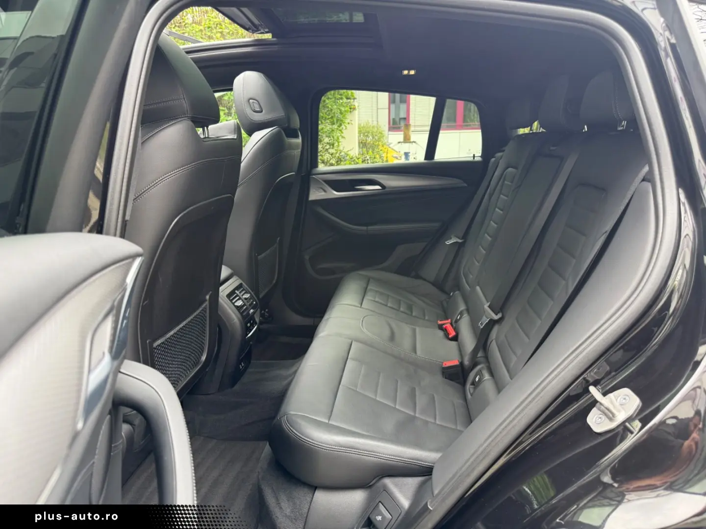 BMW X4 30 i M Sport Head Up
