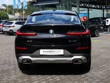 BMW X4 xDrive20i FACELIFT