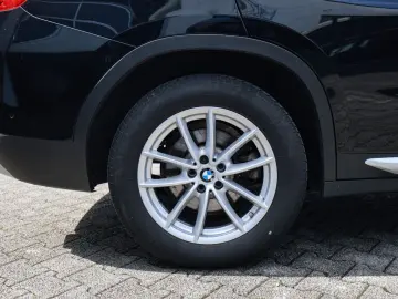 BMW X4 xDrive20i FACELIFT